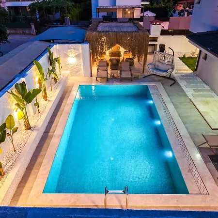 Villa Defne - Stunning New Luxury For 8 In