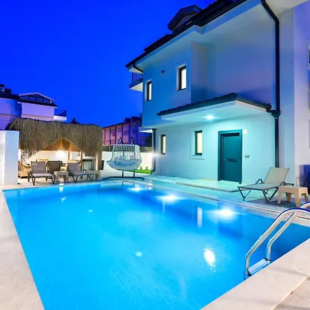 Defne - Stunning New Luxury For 8 In Villa