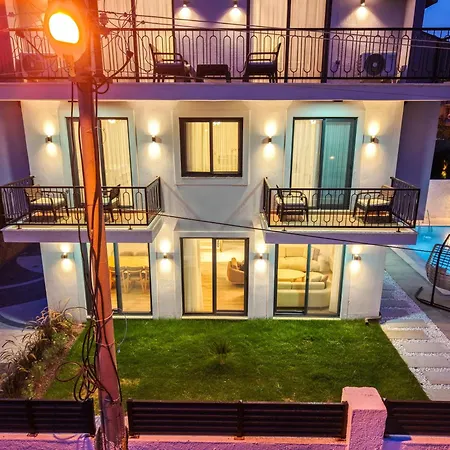 Defne - Stunning New Luxury For 8 In Villa