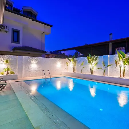 Defne - Stunning New Luxury For 8 In Villa
