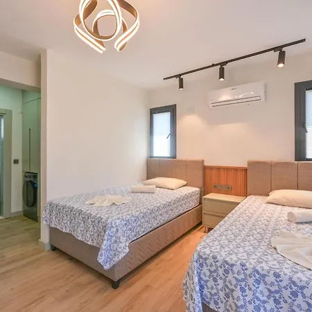 Defne - Stunning New Luxury For 8 In Villa *