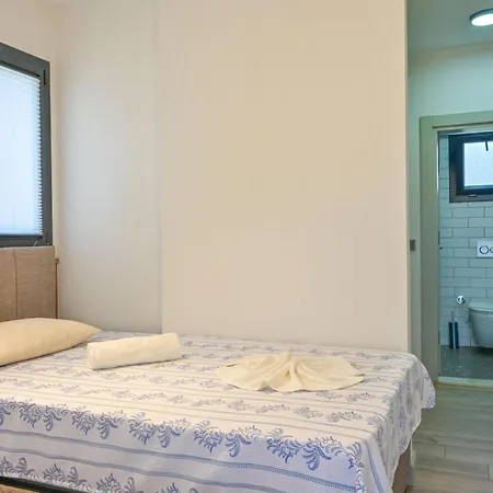 Villa Defne - Stunning New Luxury For 8 In Fethiye