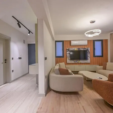 Villa Defne - Stunning New Luxury For 8 In