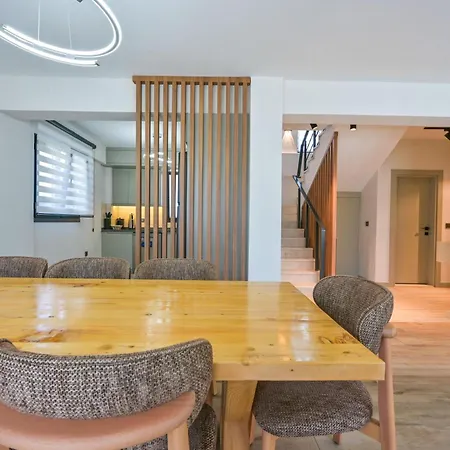 Villa Defne - Stunning New Luxury For 8 In Fethiye